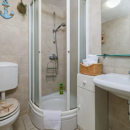 Apartament Komfortables Nur 300 Meter Zum Mit Liegestuhl, Bbq, Parkplatz *