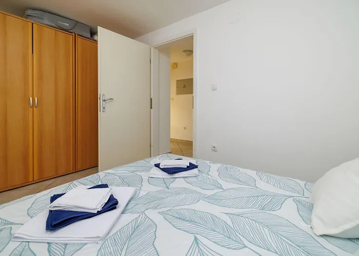 Apartamento Komfortables Nur 300 Meter Zum Mit Liegestuhl, Bbq, Parkplatz Dramalj